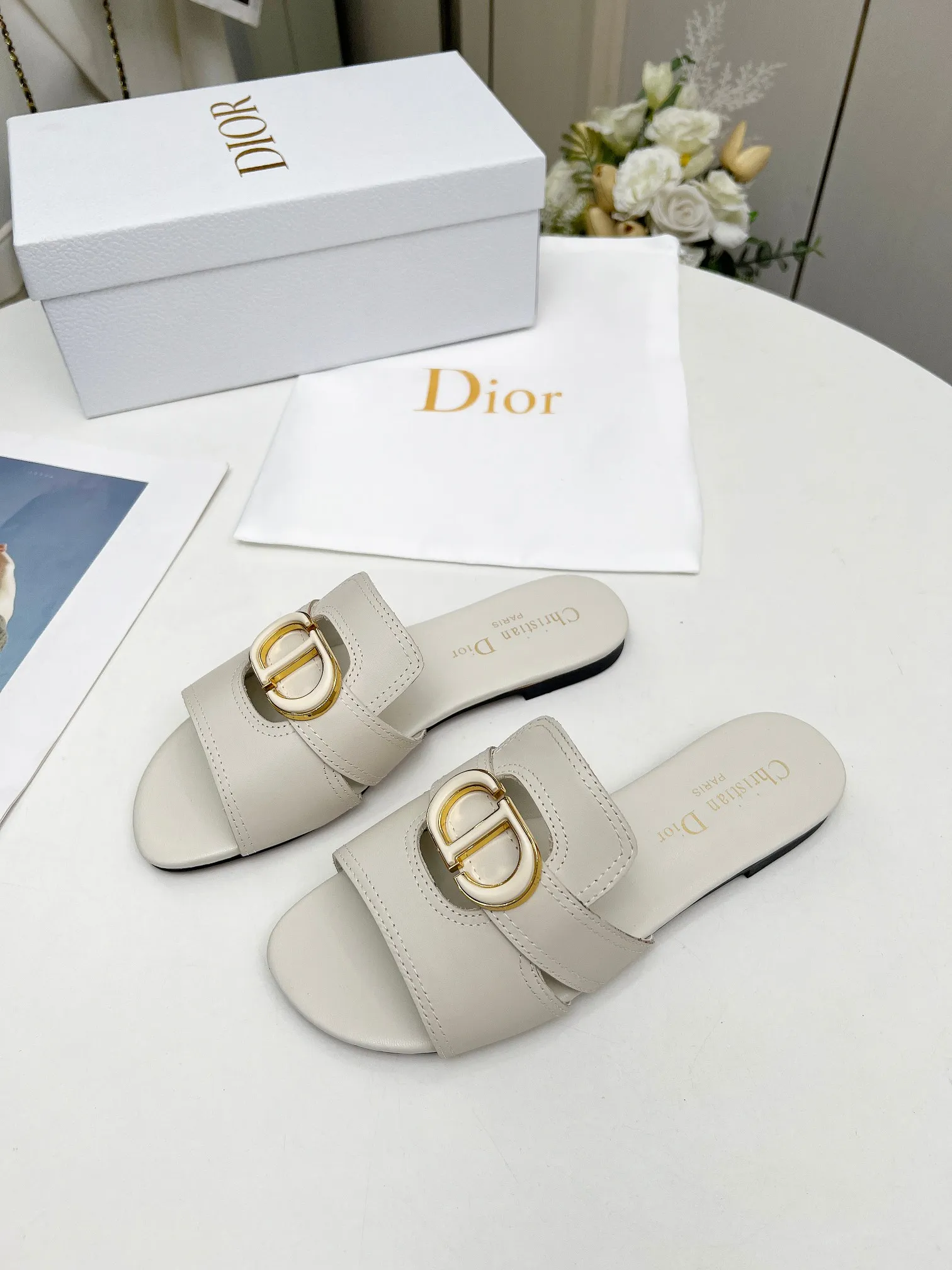 👟👟Ex-factory price 360👟👟 Genuine leather sole +30 Dior spring and summer new model 6 colors optional Size 35-42 Rubber sole Genuine leather sole +30